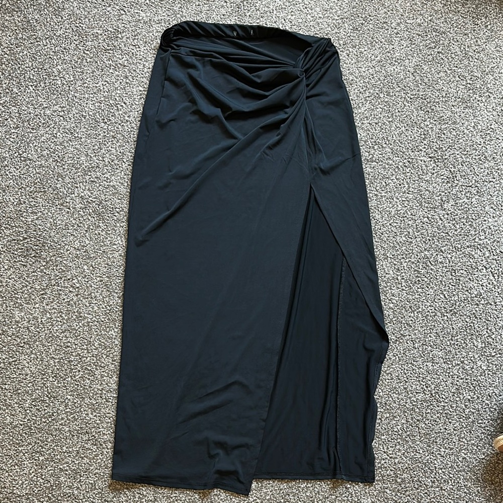 Elegant Black Women's Skirt